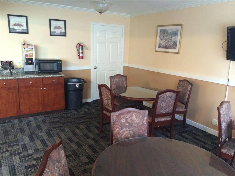 Inn Quality Hotel, - Seattle 3*
