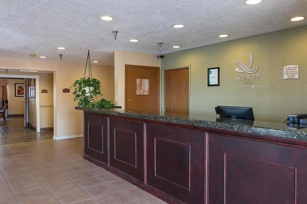 Quality Hotel, - Seattle 3*